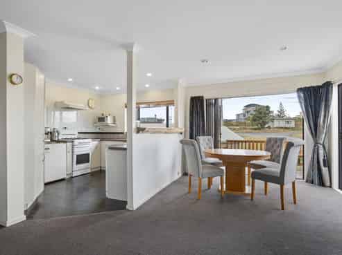 4 Trafalgar Street, Foxton Beach