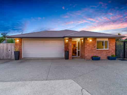 8 Bayview Park Lane, Orewa