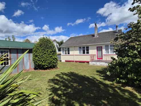 18 Takahe Street, Taihape and Surrounds