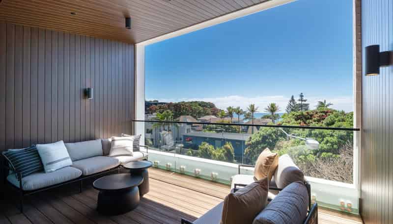 13/423-427 Beach Road, Mairangi Bay