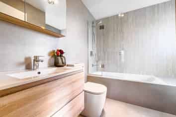 5/1B Egremont Street, Belmont