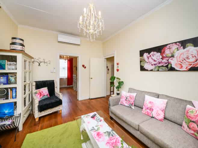 9 Lambert Street, Marton