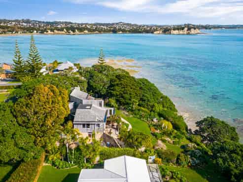 28 The Crescent, Tindalls Beach