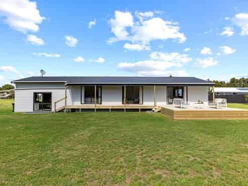 966 Kahikatea Flat Road, Waitoki