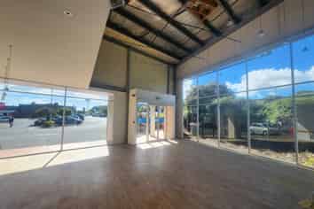 HOMEZONE RETAIL / CAFE OPPORTUNITY

