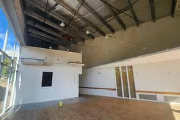 HOMEZONE RETAIL / CAFE OPPORTUNITY
