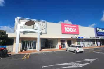 HOMEZONE RETAIL / CAFE OPPORTUNITY
