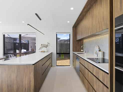 10 Orchiston Way, Lincoln
