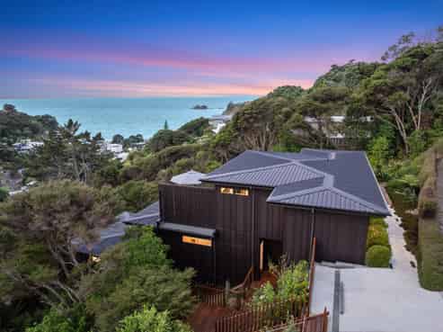 41A Tiri View Road, Palm Beach