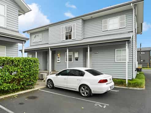2/75 Cameron, Hamilton East