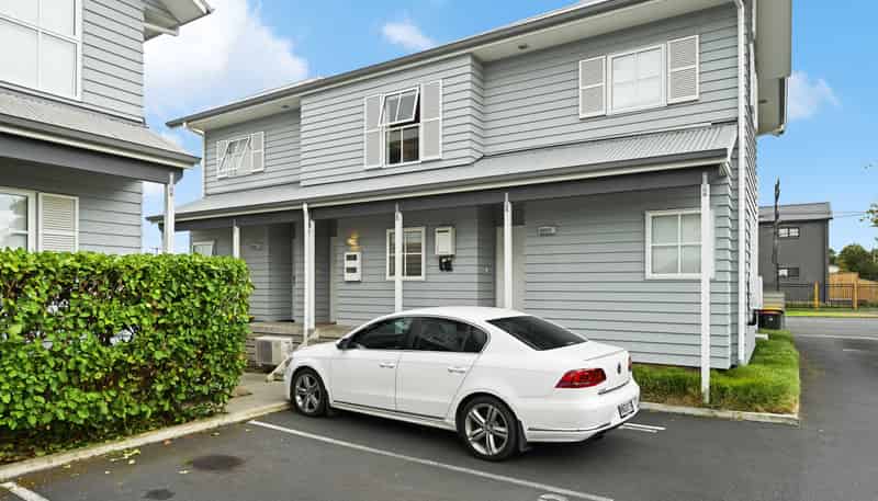 2/75 Cameron, Hamilton East