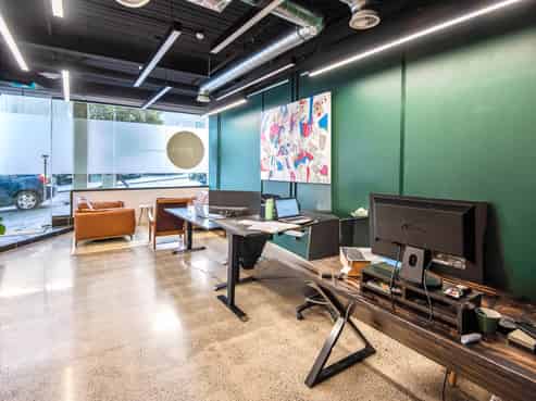 VIBRANT STUDIO AND OFFICE
