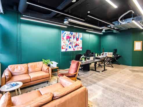 VIBRANT STUDIO AND OFFICE
