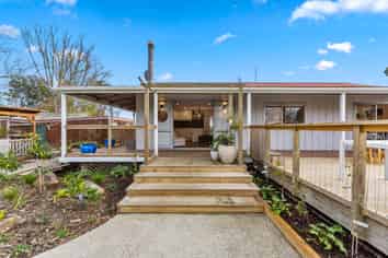 2326 State Highway 16, Helensville