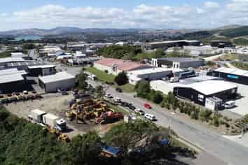 Broken Hill yard for lease