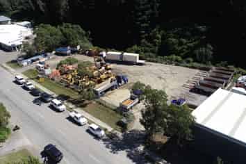 Broken Hill yard for lease