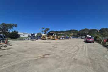 Broken Hill yard for lease