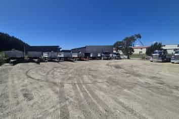 Broken Hill yard for lease