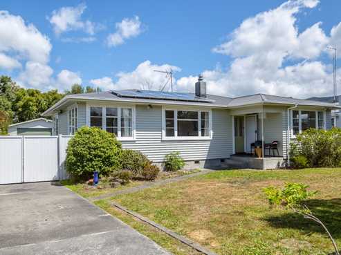 20 William Benton Street, Featherston