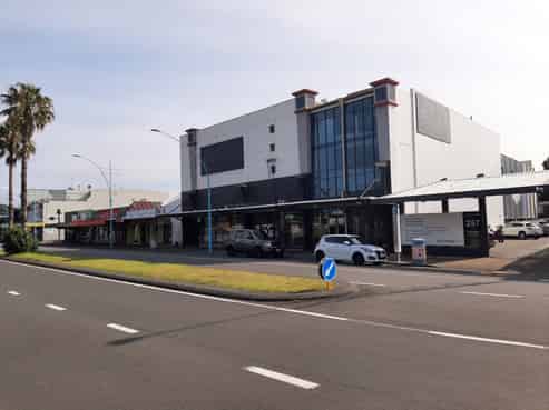 Beachside retail offering 