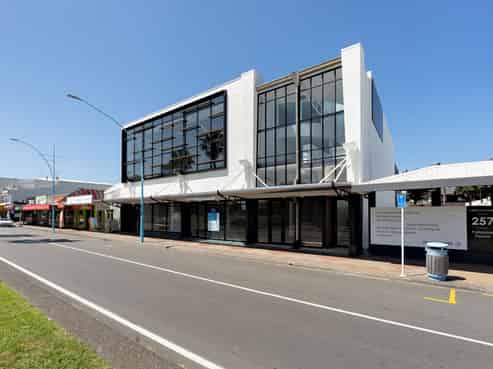 Beachside retail offering 
