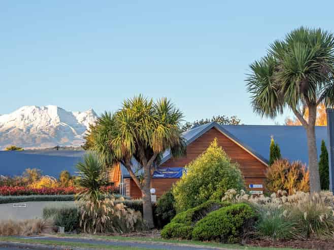 The Peaks Motor Inn – Ohakune