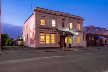 100% NBS Hideaway in Riverton!