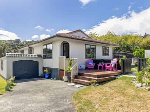 39A Kinloch Place, Papakowhai