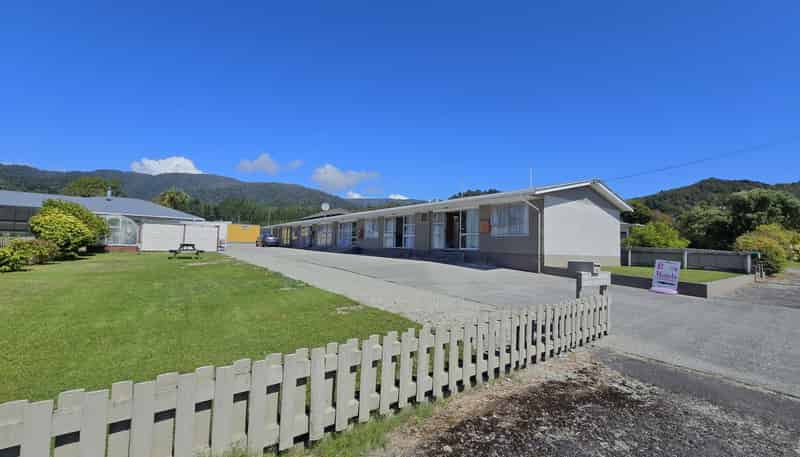 10 Gibson Street, Ross