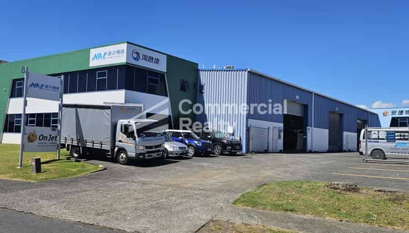 8 Rennie Drive, Mangere