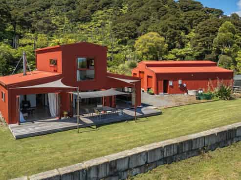 2595C Tiki Road, Coromandel