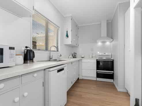 83A Hatea Drive, Regent
