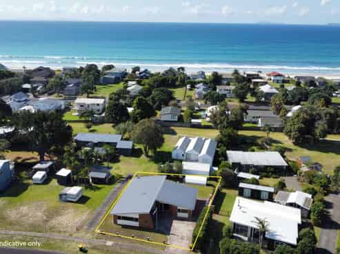 211 Waimaire Avenue, Matarangi