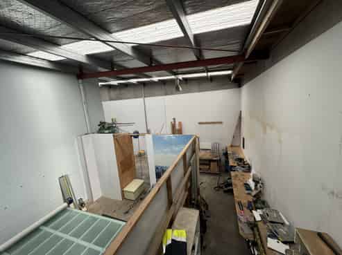 Road frontage 221sqm – competitively priced 