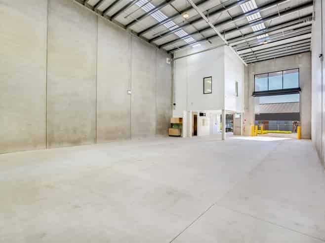 Modern industrial unit in sought-after Highgate
