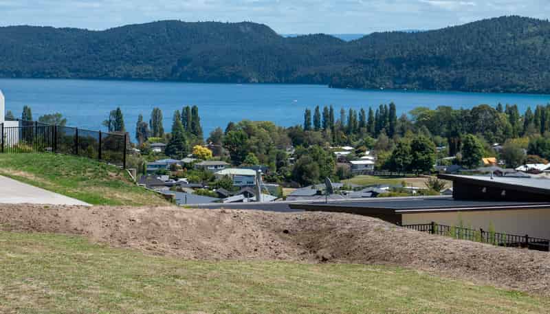 42 Kittyhawk Drive, Kinloch