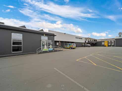 Unlock Your Business Potential: 100sqm -1,200sqm Spaces