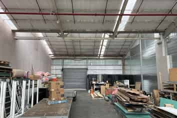 Last unit in Brewtown Retail/Warehouse Revolution.