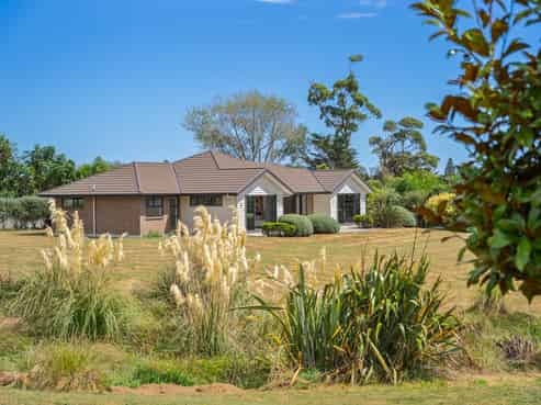 38 Mountain View Drive, Manakau