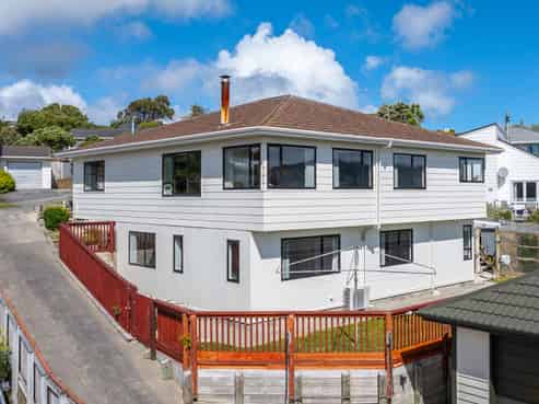 7 Trinidad Crescent, Grenada Village