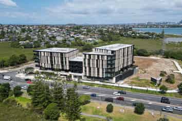 Unit 405,  Esmonde Road, Takapuna