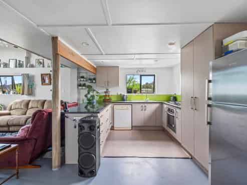 135 Central Road, Paparoa