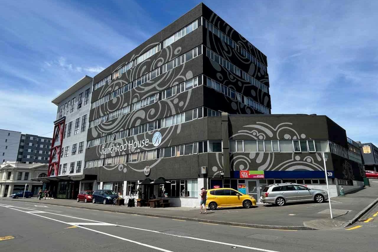 Whole Floor - Half the Rent Rate! - Fler