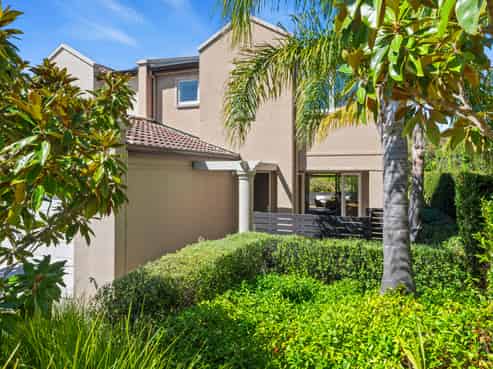 76 Point Ridge Avenue, Albany Heights