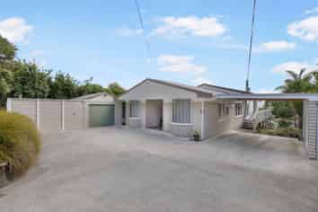 20 Old Loop Road, Kamo