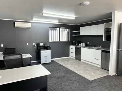 Super sized with a slick office