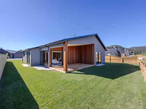 67 Pounamu Avenue, Albert Town