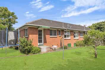 77 Birdwood Avenue, Manukau