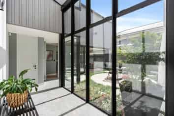 96 Old Mill Road, Westmere