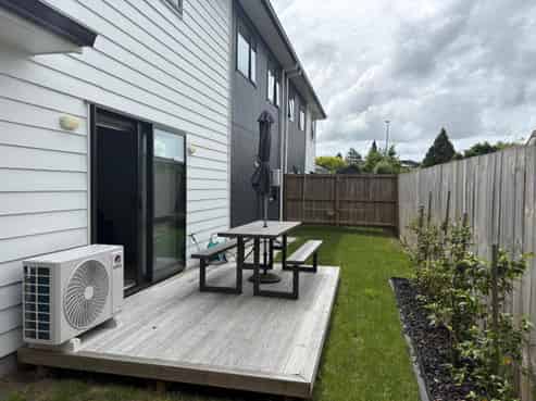 2B/23 Hibiscus Avenue, Hamilton Lake